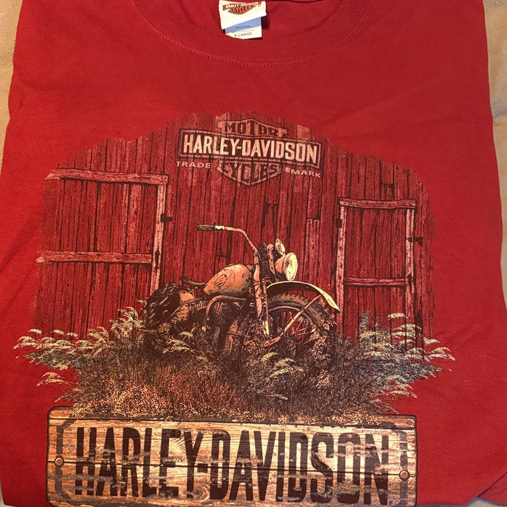 Harley-Davidson Red Barn Motorcycle Tee